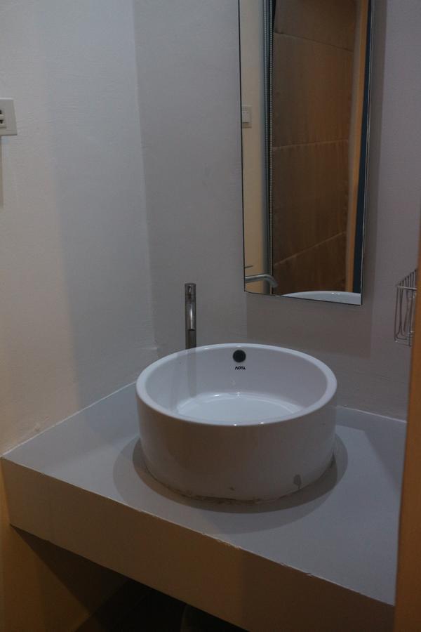L42 Hostel Suvarnabhumi Airport Бангкок Экстерьер фото