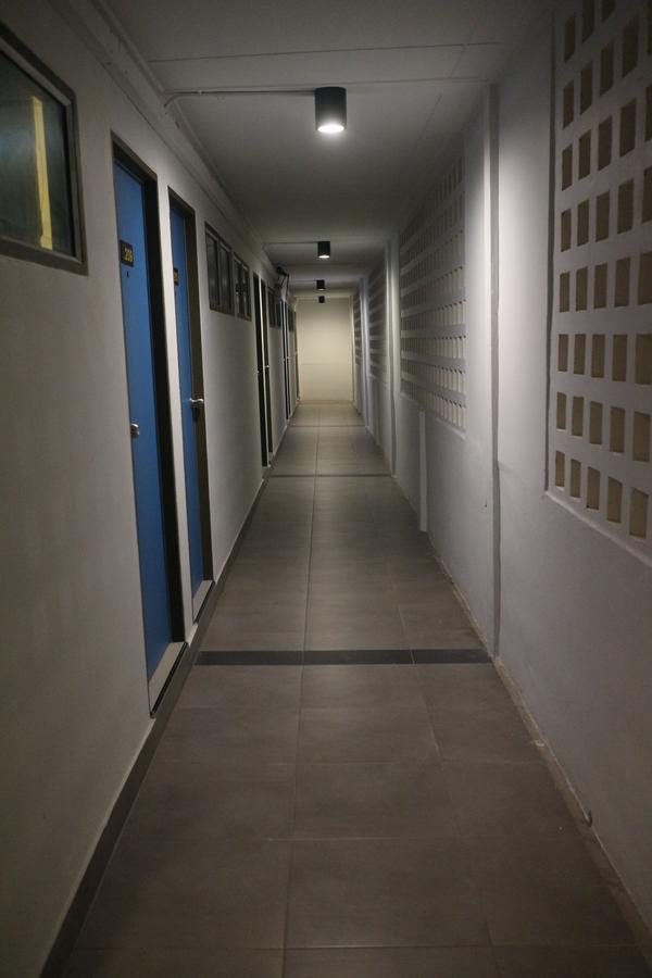 L42 Hostel Suvarnabhumi Airport Бангкок Экстерьер фото