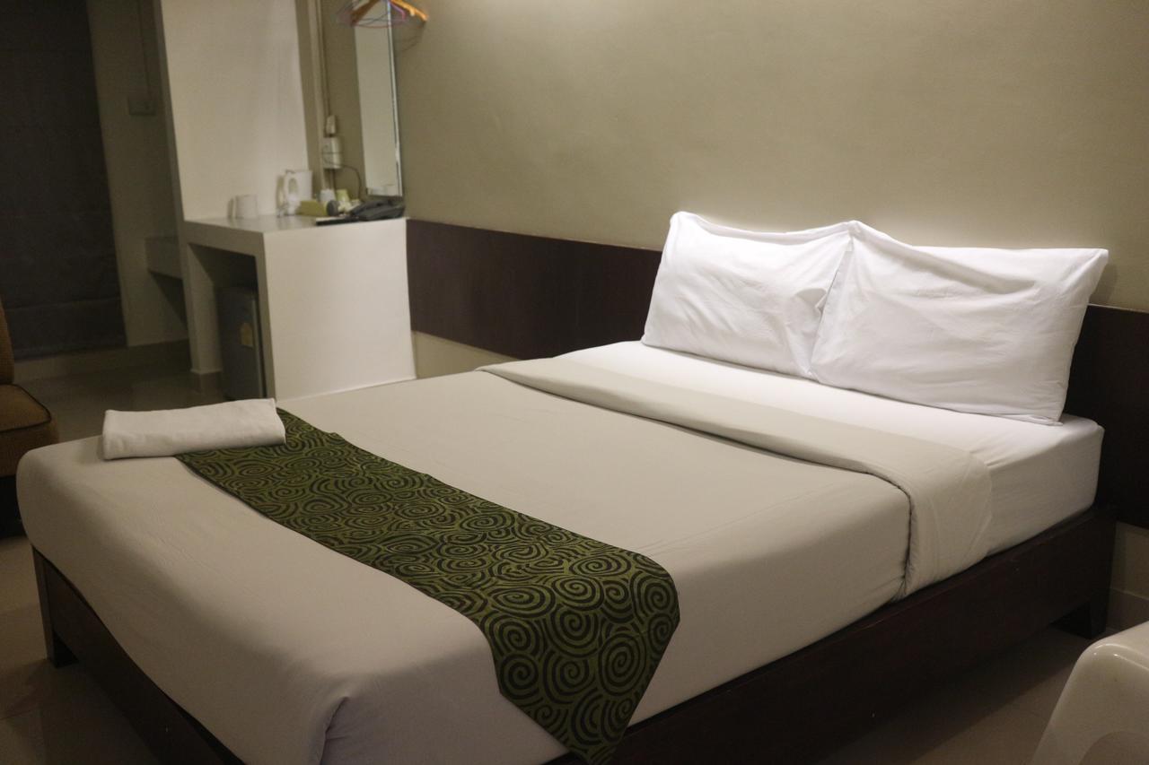 L42 Hostel Suvarnabhumi Airport Бангкок Экстерьер фото